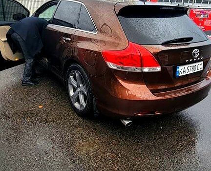 Коричневый Тойота Венза, объемом двигателя 3.5 л и пробегом 300 тыс. км за 14500 $, фото 1 на Automoto.ua