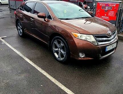 Тойота Венза 2010 у Києві на Automoto.ua Коричневий Тойота Венза, об'ємом двигуна 3.5 л та пробігом 300 тис. км за 14500 $, фото 1 на Automoto.ua