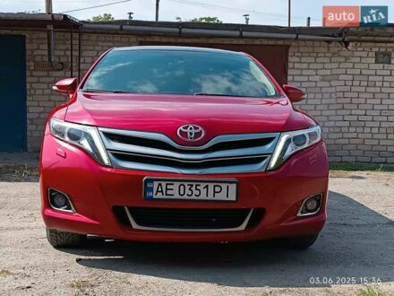 Красный Тойота Венза, объемом двигателя 2.7 л и пробегом 162 тыс. км за 17000 $, фото 1 на Automoto.ua