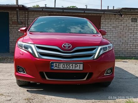 Красный Тойота Венза, объемом двигателя 2.7 л и пробегом 163 тыс. км за 16000 $, фото 1 на Automoto.ua