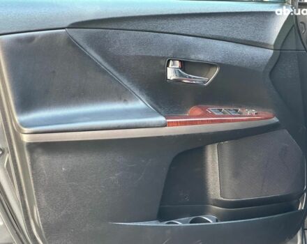 Серый Тойота Венза, объемом двигателя 2.7 л и пробегом 153 тыс. км за 15940 $, фото 8 на Automoto.ua