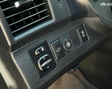 Серый Тойота Венза, объемом двигателя 2.7 л и пробегом 153 тыс. км за 15940 $, фото 11 на Automoto.ua