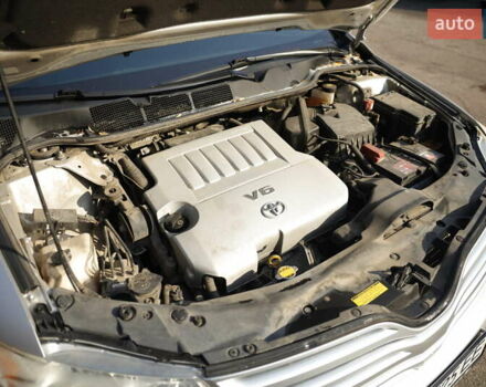 Сірий Тойота Венза, об'ємом двигуна 3.46 л та пробігом 166 тис. км за 13500 $, фото 12 на Automoto.ua
