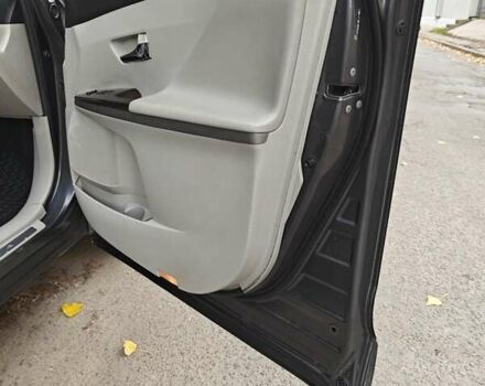 Серый Тойота Венза, объемом двигателя 3.5 л и пробегом 138 тыс. км за 12500 $, фото 4 на Automoto.ua