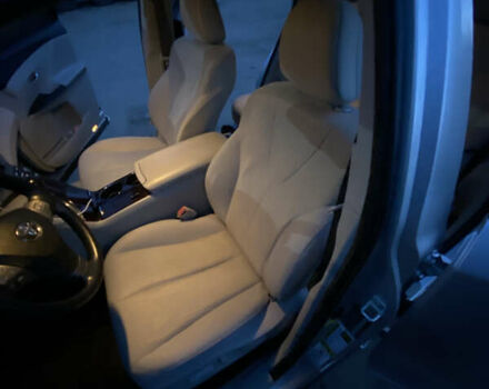 Серый Тойота Венза, объемом двигателя 2.7 л и пробегом 220 тыс. км за 14000 $, фото 12 на Automoto.ua