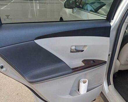 Серый Тойота Венза, объемом двигателя 2.7 л и пробегом 200 тыс. км за 13000 $, фото 12 на Automoto.ua