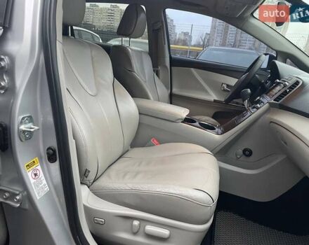 Серый Тойота Венза, объемом двигателя 2.67 л и пробегом 273 тыс. км за 14490 $, фото 11 на Automoto.ua