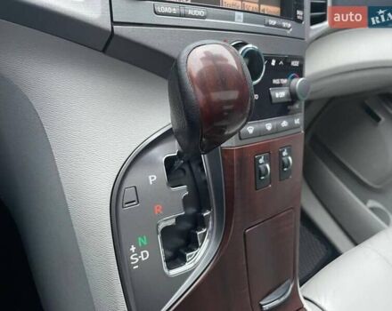 Серый Тойота Венза, объемом двигателя 2.67 л и пробегом 273 тыс. км за 14490 $, фото 35 на Automoto.ua