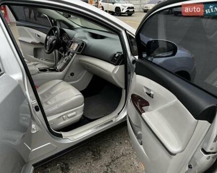 Серый Тойота Венза, объемом двигателя 2.67 л и пробегом 273 тыс. км за 13500 $, фото 11 на Automoto.ua