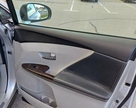 Серый Тойота Венза, объемом двигателя 2.7 л и пробегом 200 тыс. км за 13000 $, фото 17 на Automoto.ua