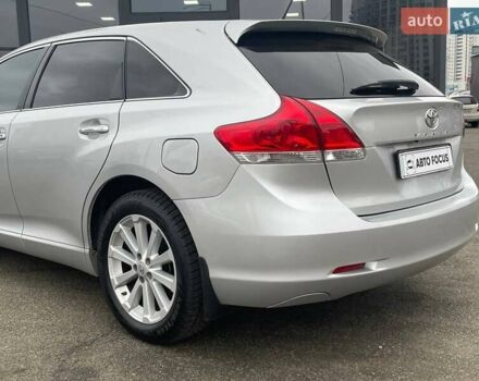 Серый Тойота Венза, объемом двигателя 2.67 л и пробегом 273 тыс. км за 14490 $, фото 5 на Automoto.ua