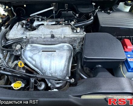 Сірий Тойота Венза, об'ємом двигуна 2.7 л та пробігом 192 тис. км за 10850 $, фото 13 на Automoto.ua