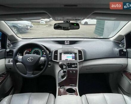 Серый Тойота Венза, объемом двигателя 2.67 л и пробегом 273 тыс. км за 14490 $, фото 12 на Automoto.ua