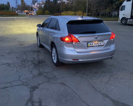 Серый Тойота Венза, объемом двигателя 2.7 л и пробегом 220 тыс. км за 14000 $, фото 2 на Automoto.ua