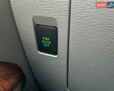 Серый Тойота Венза, объемом двигателя 2.67 л и пробегом 273 тыс. км за 14490 $, фото 19 на Automoto.ua