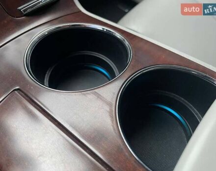 Серый Тойота Венза, объемом двигателя 2.67 л и пробегом 273 тыс. км за 14490 $, фото 32 на Automoto.ua