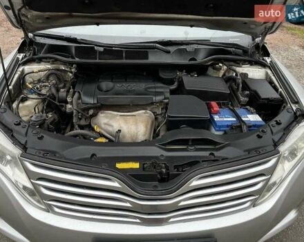 Серый Тойота Венза, объемом двигателя 2.67 л и пробегом 273 тыс. км за 13500 $, фото 4 на Automoto.ua