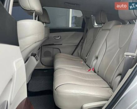 Серый Тойота Венза, объемом двигателя 2.67 л и пробегом 273 тыс. км за 14490 $, фото 9 на Automoto.ua