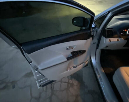 Серый Тойота Венза, объемом двигателя 2.7 л и пробегом 220 тыс. км за 14000 $, фото 9 на Automoto.ua