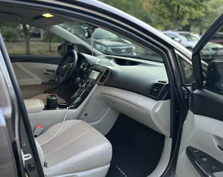 Сірий Тойота Венза, об'ємом двигуна 2.7 л та пробігом 225 тис. км за 14900 $, фото 6 на Automoto.ua