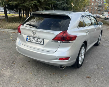 Серый Тойота Венза, объемом двигателя 2.7 л и пробегом 194 тыс. км за 17500 $, фото 3 на Automoto.ua