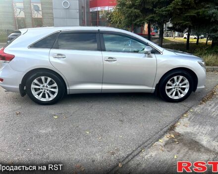 Серый Тойота Венза, объемом двигателя 2.7 л и пробегом 194 тыс. км за 17500 $, фото 1 на Automoto.ua