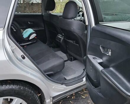 Сірий Тойота Венза, об'ємом двигуна 2.67 л та пробігом 323 тис. км за 14000 $, фото 13 на Automoto.ua