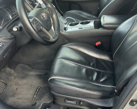 Серый Тойота Венза, объемом двигателя 2.7 л и пробегом 194 тыс. км за 17500 $, фото 7 на Automoto.ua