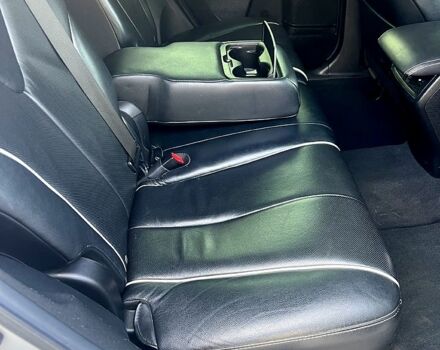 Серый Тойота Венза, объемом двигателя 2.7 л и пробегом 194 тыс. км за 17500 $, фото 10 на Automoto.ua