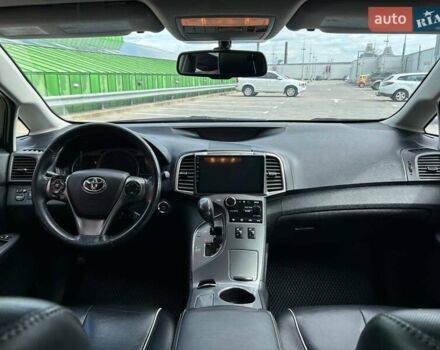 Серый Тойота Венза, объемом двигателя 2.69 л и пробегом 185 тыс. км за 16990 $, фото 12 на Automoto.ua