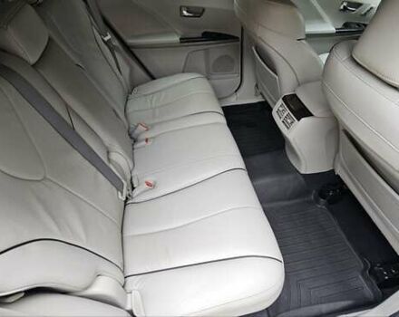 Сірий Тойота Венза, об'ємом двигуна 2.67 л та пробігом 201 тис. км за 19300 $, фото 15 на Automoto.ua