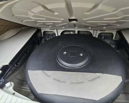 Сірий Тойота Венза, об'ємом двигуна 2.67 л та пробігом 201 тис. км за 19300 $, фото 12 на Automoto.ua