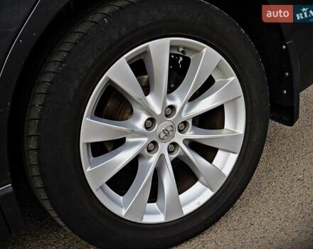 Серый Тойота Венза, объемом двигателя 2.7 л и пробегом 208 тыс. км за 15800 $, фото 4 на Automoto.ua