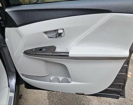 Сірий Тойота Венза, об'ємом двигуна 2.67 л та пробігом 201 тис. км за 19300 $, фото 19 на Automoto.ua