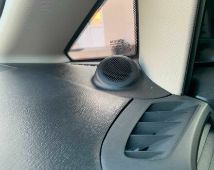 Серый Тойота Венза, объемом двигателя 2.7 л и пробегом 168 тыс. км за 14999 $, фото 17 на Automoto.ua