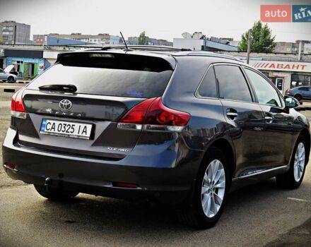 Серый Тойота Венза, объемом двигателя 2.7 л и пробегом 208 тыс. км за 15800 $, фото 2 на Automoto.ua