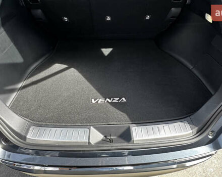 Серый Тойота Венза, объемом двигателя 2.49 л и пробегом 84 тыс. км за 35000 $, фото 37 на Automoto.ua