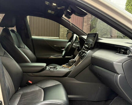 Серый Тойота Венза, объемом двигателя 2.49 л и пробегом 138 тыс. км за 32000 $, фото 18 на Automoto.ua