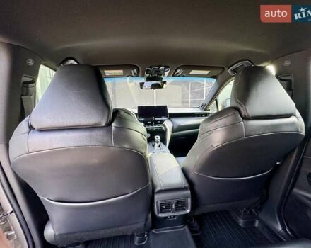 Серый Тойота Венза, объемом двигателя 2.49 л и пробегом 120 тыс. км за 30500 $, фото 30 на Automoto.ua