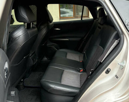 Серый Тойота Венза, объемом двигателя 2.49 л и пробегом 138 тыс. км за 32000 $, фото 27 на Automoto.ua