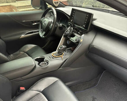 Серый Тойота Венза, объемом двигателя 2.49 л и пробегом 138 тыс. км за 32000 $, фото 19 на Automoto.ua