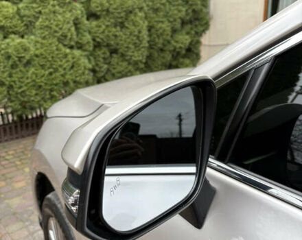 Серый Тойота Венза, объемом двигателя 2.49 л и пробегом 138 тыс. км за 32000 $, фото 29 на Automoto.ua