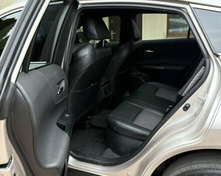 Серый Тойота Венза, объемом двигателя 2.49 л и пробегом 138 тыс. км за 32000 $, фото 26 на Automoto.ua