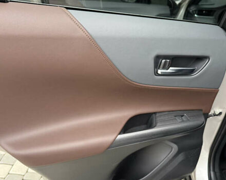 Серый Тойота Венза, объемом двигателя 2.49 л и пробегом 1 тыс. км за 46000 $, фото 24 на Automoto.ua