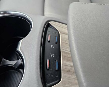 Синий Тойота Венза, объемом двигателя 2.49 л и пробегом 103 тыс. км за 32800 $, фото 15 на Automoto.ua