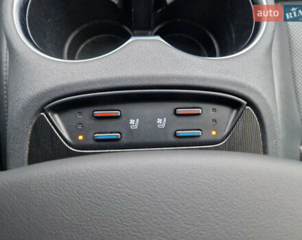 Синій Тойота Венза, об'ємом двигуна 2.49 л та пробігом 81 тис. км за 32000 $, фото 16 на Automoto.ua