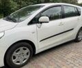 Білий Тойота Версо, об'ємом двигуна 1.6 л та пробігом 200 тис. км за 9500 $, фото 1 на Automoto.ua