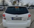 Белый Тойота Версо, объемом двигателя 2.2 л и пробегом 264 тыс. км за 9500 $, фото 3 на Automoto.ua