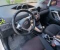 Білий Тойота Версо, об'ємом двигуна 2 л та пробігом 260 тис. км за 9000 $, фото 12 на Automoto.ua