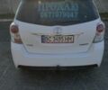 Белый Тойота Версо, объемом двигателя 2 л и пробегом 335 тыс. км за 10948 $, фото 2 на Automoto.ua